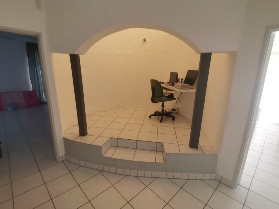 4 Bedroom Property for Sale in Bonza Bay Eastern Cape